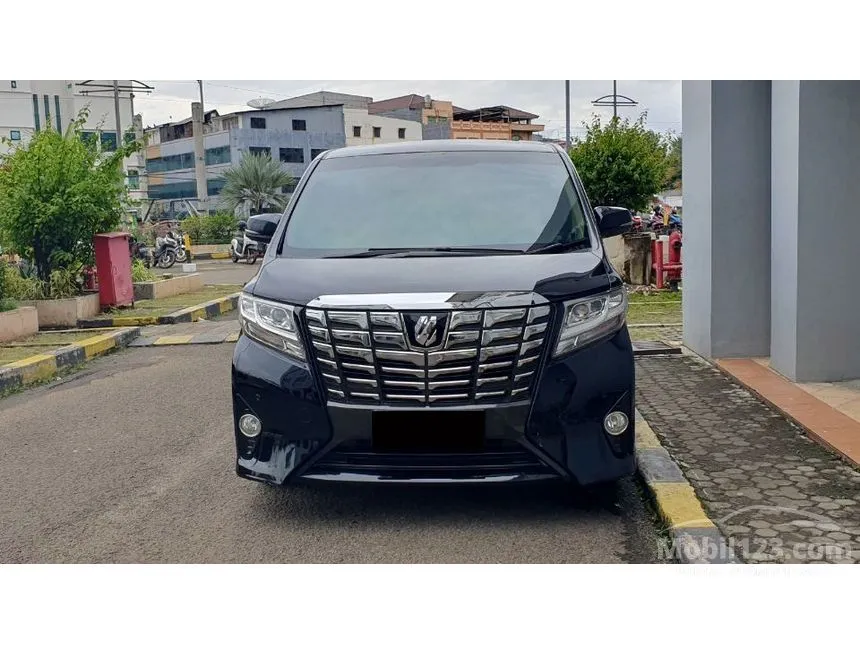 2015 Toyota Alphard X MPV