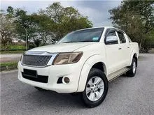 *1YR WARRANTY* Toyota Hilux 2.5 (A) G 4X4 DVD CAMERA CANOPY 2013