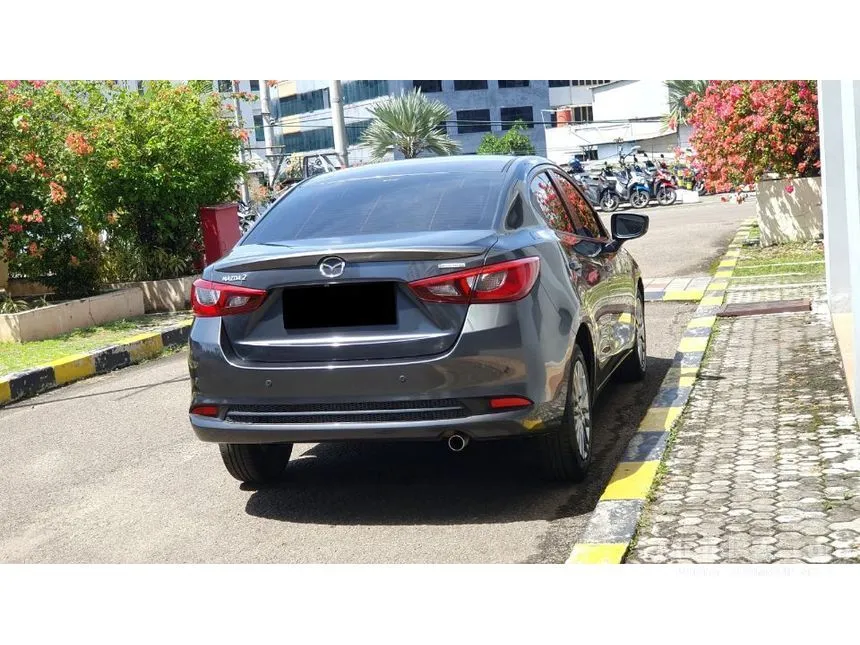 2022 Mazda 2 Sedan