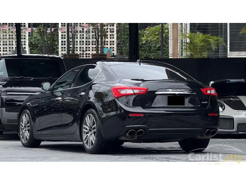 2017 Maserati Ghibli Sedan