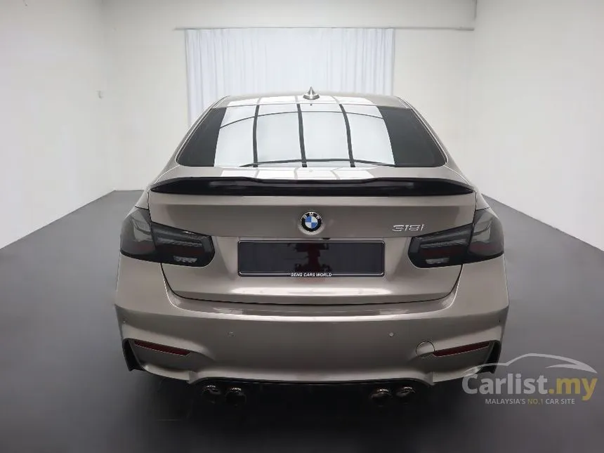 2016 BMW 318i Luxury Sedan