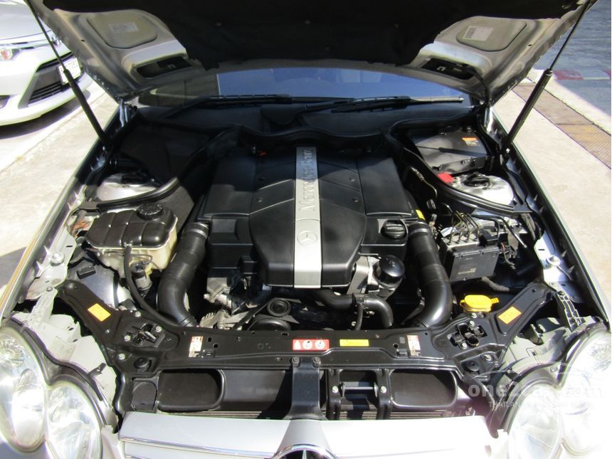 Mercedes-Benz CLK320 2004 3.2 in กรุงเทพและปริมณฑล Automatic Coupe สี ...