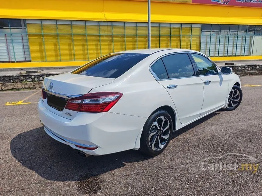 2018 Honda Accord VTi-L Sedan