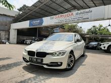 Bmw 320i sport thn 2015 putih interior hitam