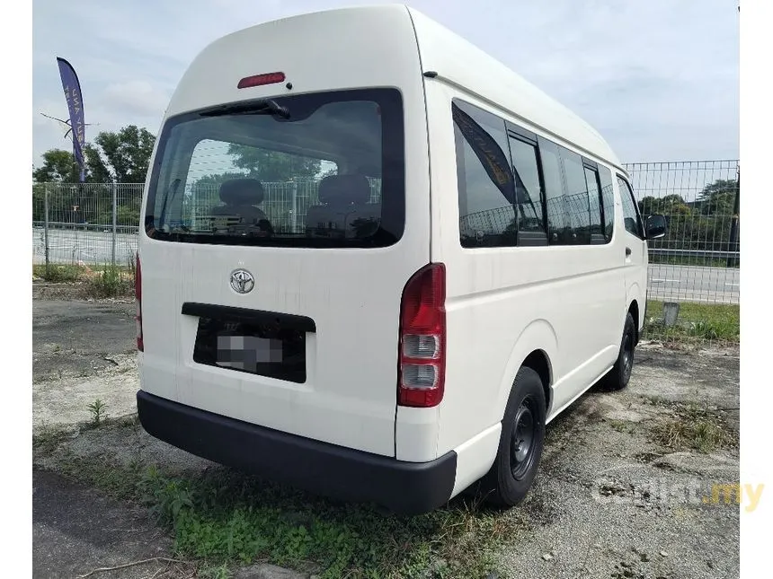 2010 Toyota Hiace Window Van Van