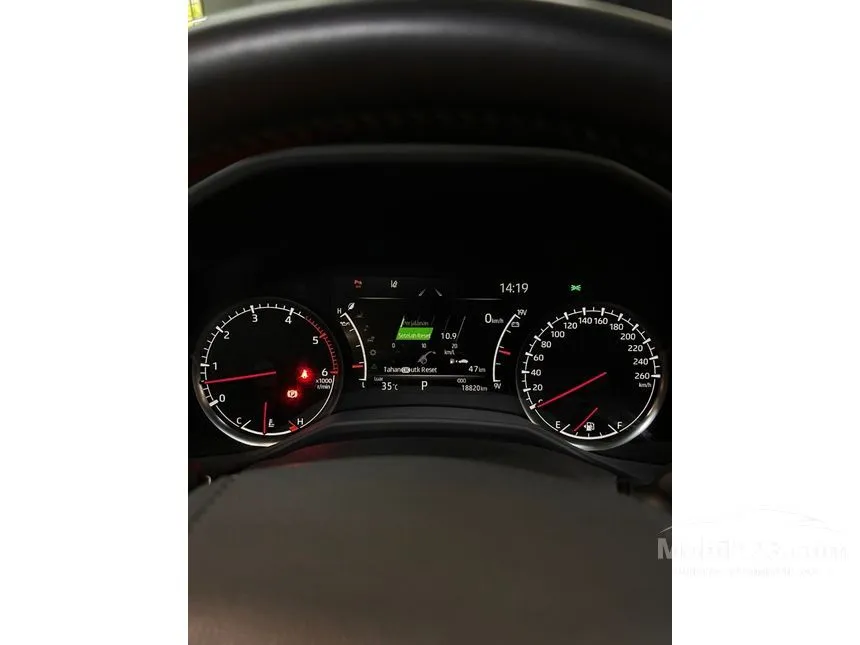 2024 Toyota Land Cruiser 300 VX-R SUV