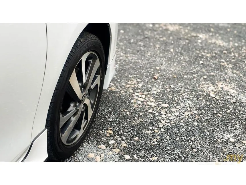 2022 Toyota Yaris G Hatchback