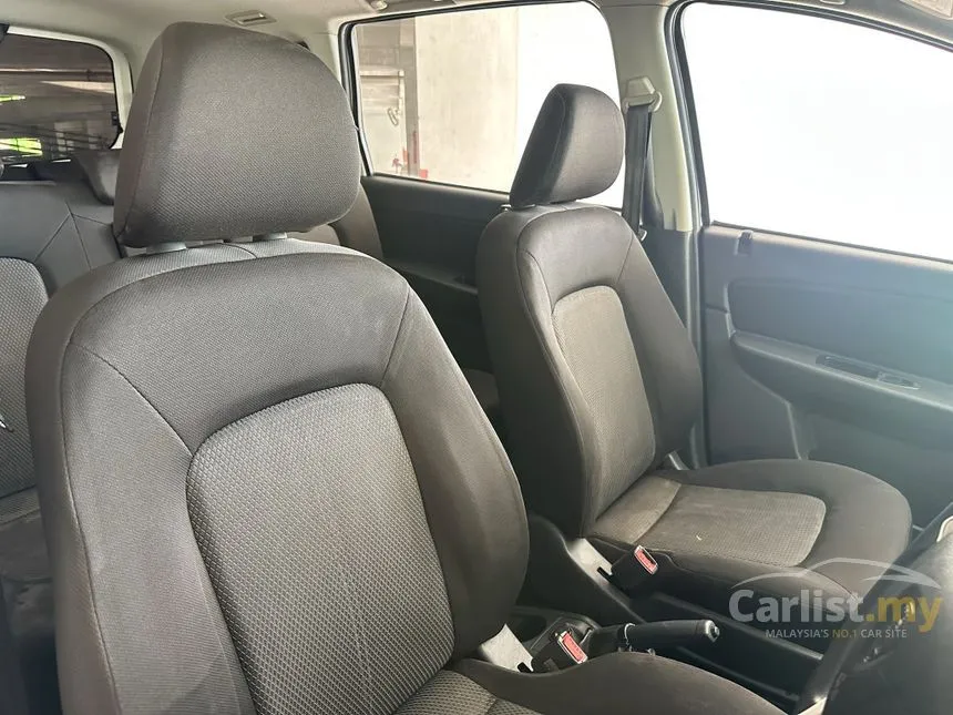 2015 Proton Exora Executive MPV