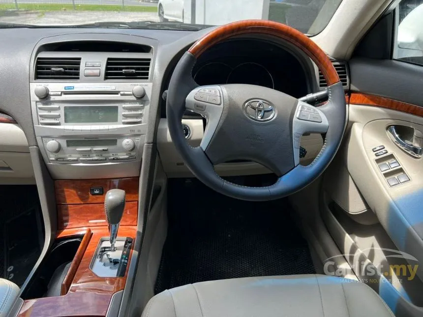 2009 Toyota Camry V Sedan