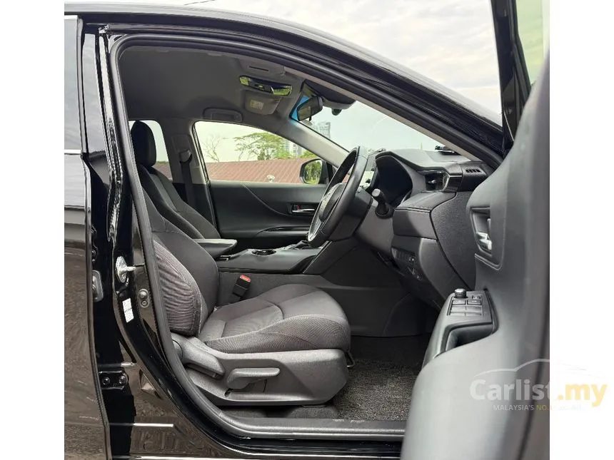 2022 Toyota Harrier S SUV