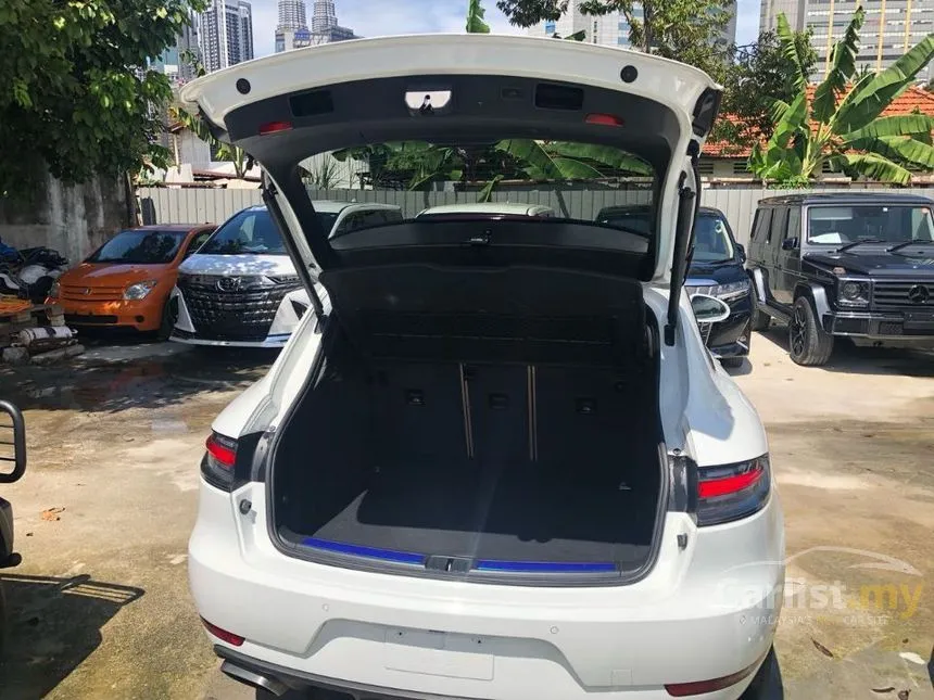 2020 Porsche Macan SUV