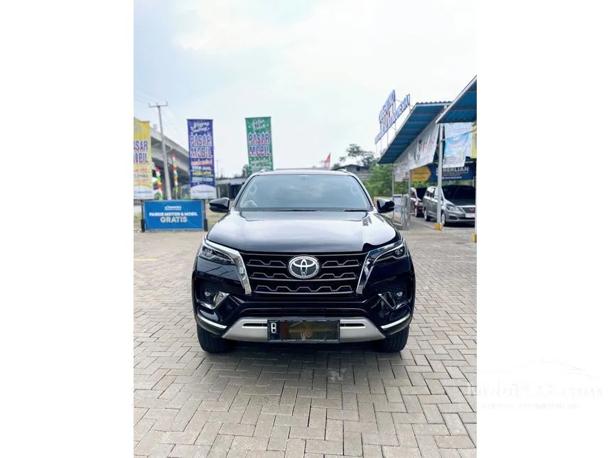 Jual Mobil Toyota Fortuner 2021 VRZ 4X2 2.4 di Jawa Barat Automatic SUV Hitam Rp 462.000.000