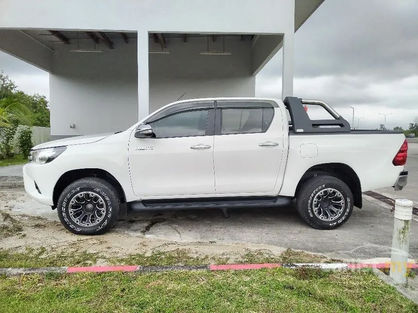 2017 Toyota Hilux Limited G Pickup Truck