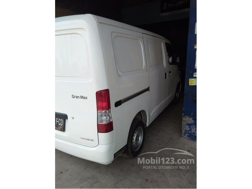 2015 Daihatsu Gran Max Blind Van 1.3 Manual MPV Minivans