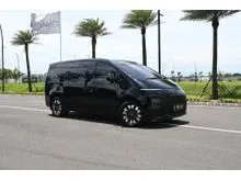 2021 Hyundai Staria 2.2 Signature 7 MPV