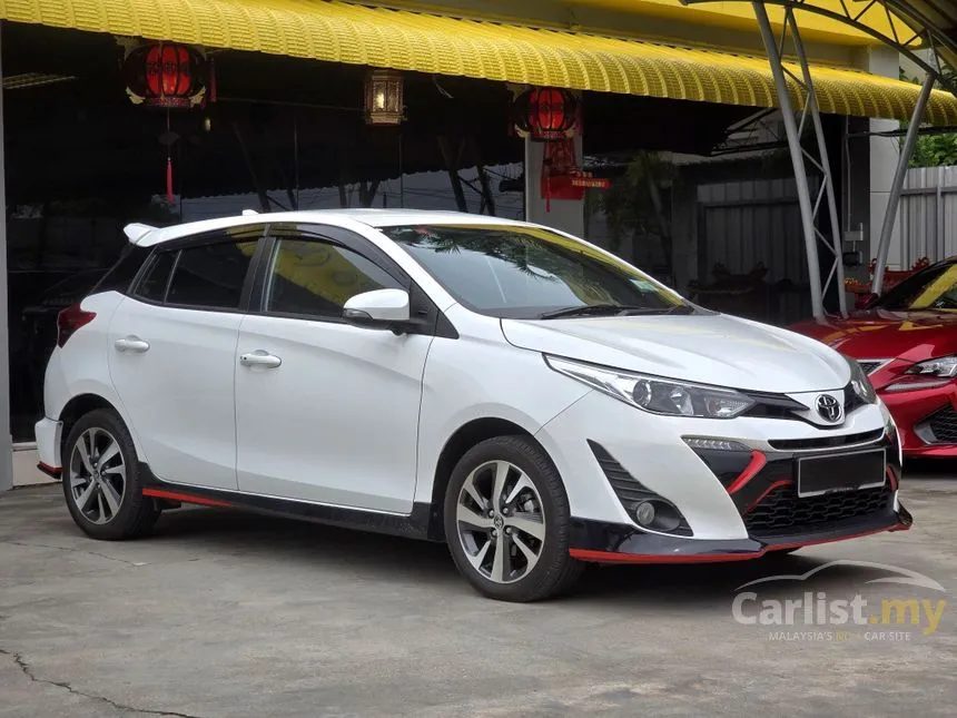 2020 Toyota Yaris E Hatchback