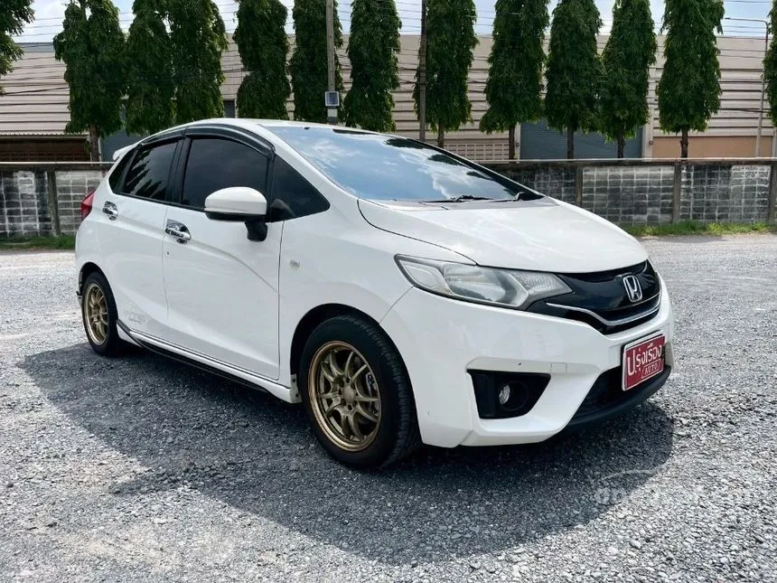 2015 Honda JAZZ V+ Hatchback