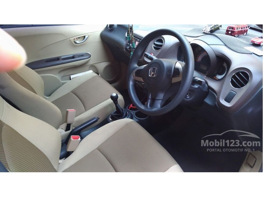 2013 Honda Brio Satya E Hatchback