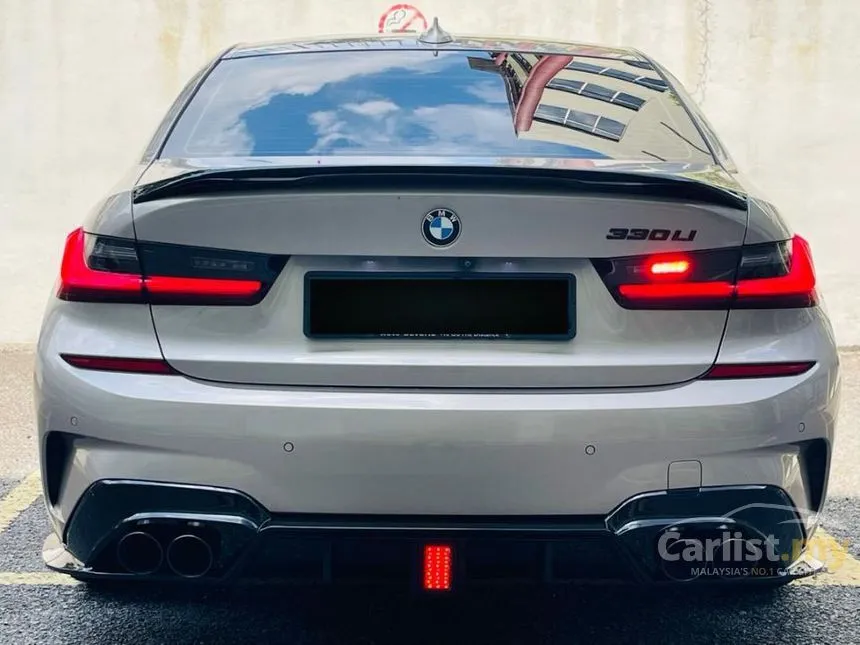 2022 BMW 330Li M Sport Sedan