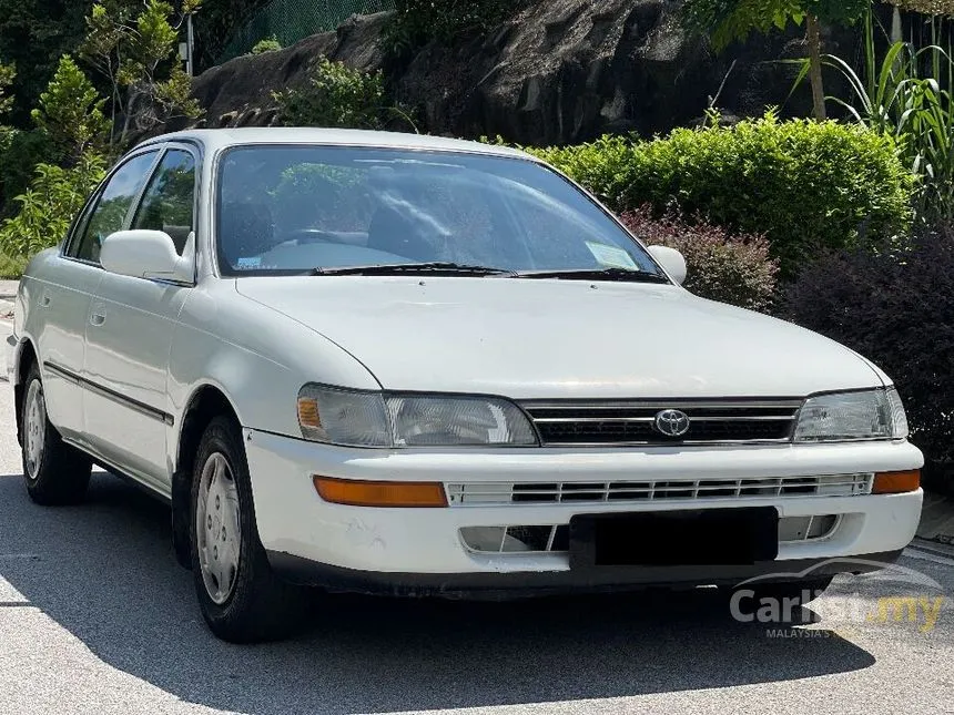 1992 Toyota Corolla SE Sedan
