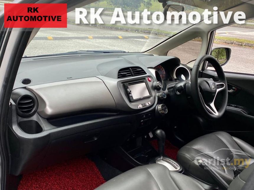 Honda Jazz 2014 i-VTEC 1.5 in Kuala Lumpur Automatic Hatchback 