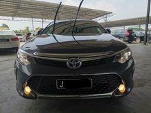 2015 Toyota Camry 2.5 Hybrid Sedan