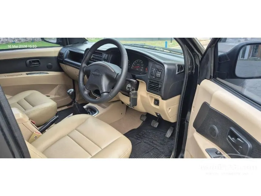 2013 Isuzu Panther LV Adventurer SUV