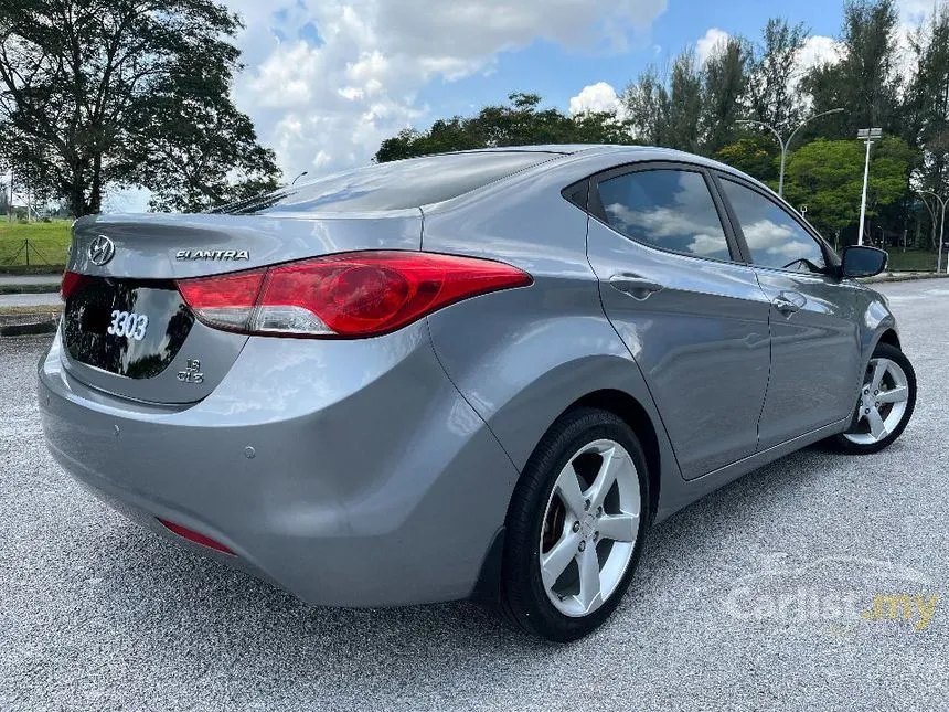 2014 Hyundai Elantra Premium Sedan