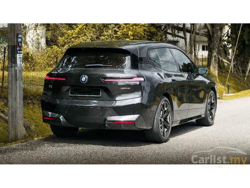 2023 BMW iX xDrive40 Sport SUV