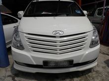2010 Hyundai Grand Starex 2.5 Royale MPV -- WELL MAINTAINED --