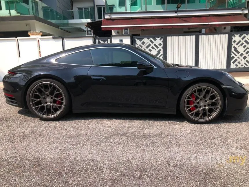 2019 Porsche 911 Carrera 4S Coupe