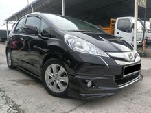 2013 Honda Jazz 1.3 Hybrid Hatchback, New FACELIFT (A)muger Bodykit , tip top condition