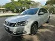 Used Volkswagen Passat 1.8 TSI Sedan (A) 2015 Full Service Record Facelift Model Memory Seat Fold Side Mirror Original TipTop Condition View to Confirm