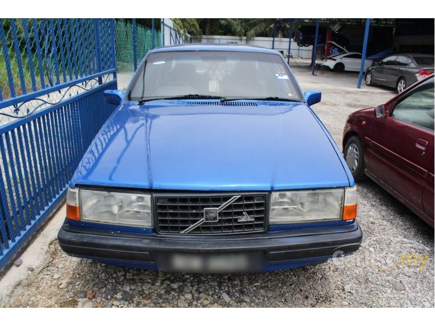 1994 volvo 940 gl sedan