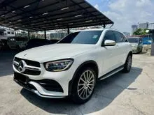 2021 Mercedes-Benz GLC200 2.0 AMG Line SUV Ready Stock