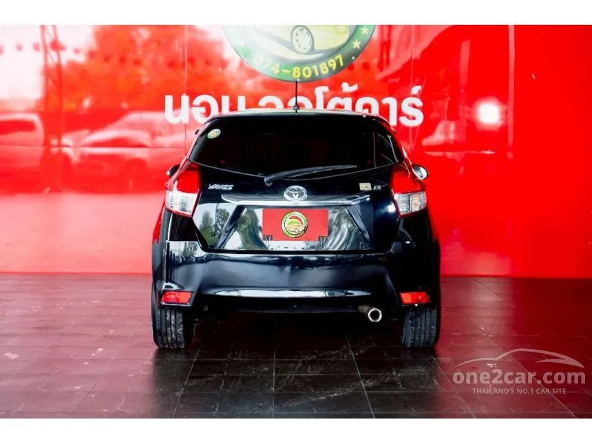 2014 Toyota YARIS G Hatchback