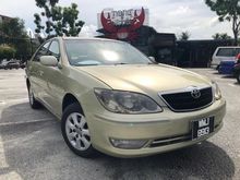 2004 Toyota Camry 2.0 E Sedan