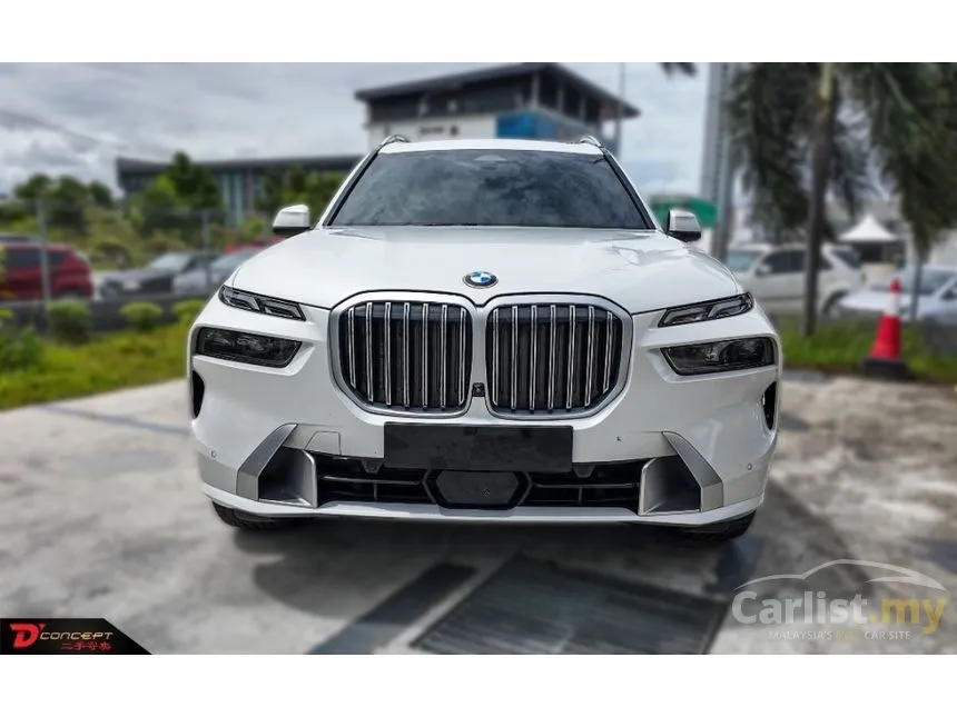 2023 BMW X7 xDrive40i Pure Excellence SUV