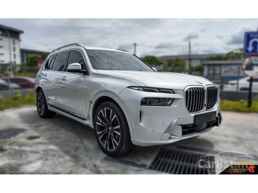 2023 BMW X7 xDrive40i Pure Excellence SUV