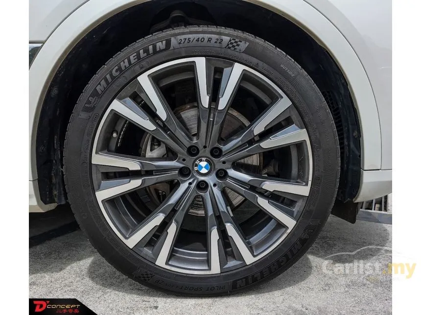 2023 BMW X7 xDrive40i Pure Excellence SUV