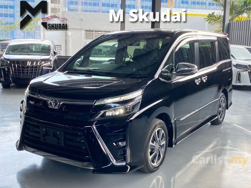 Recon 2020 Toyota Voxy 2.0 ZS KIRAMEKI 2 7SEATER 2PD 26K KM 5YRS TOYOTA ...
