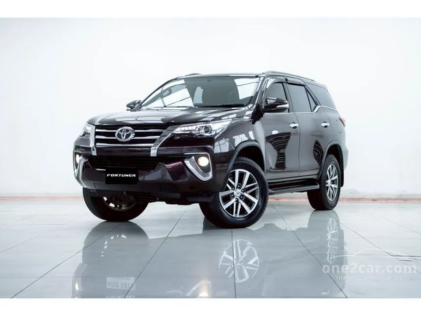 2016 Toyota FORTUNER V SUV