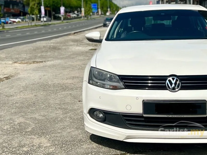 2014 Volkswagen Jetta TSI Sport Edition Sedan