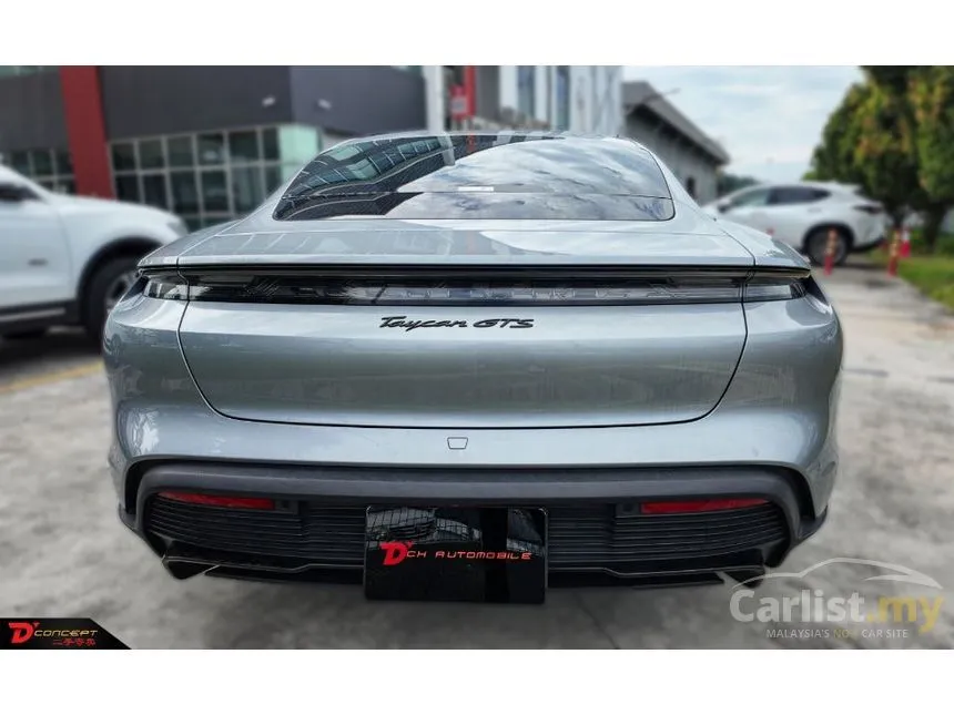 2022 Porsche Taycan GTS Sedan