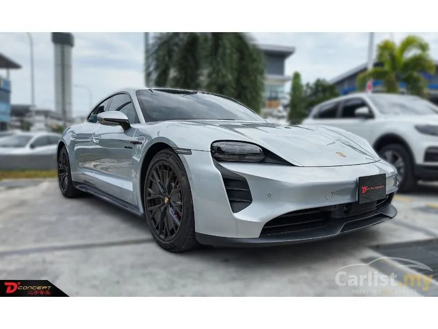 2022 Porsche Taycan GTS Sedan