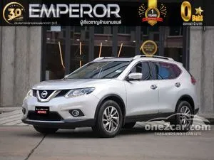 2015 Nissan X-TRAIL 2.5 V SUV