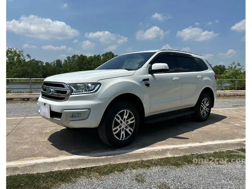 2016 Ford EVEREST Titanium SUV