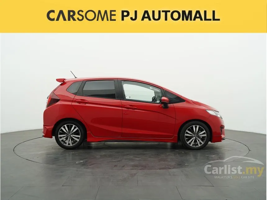2016 Honda Jazz V Hatchback