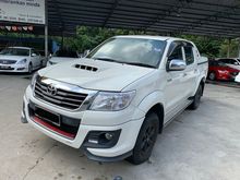 2016 Toyota Hilux 2.5 G TRD Sportivo VNT Pickup Truck