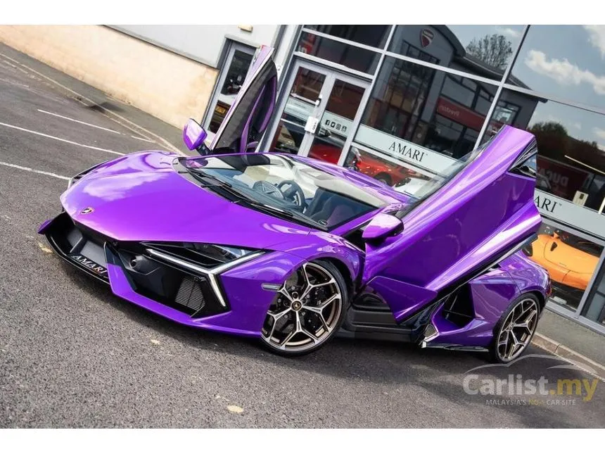 2024 Lamborghini Revuelto Coupe